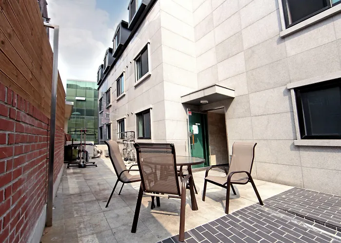 Pensión Starria Foreign Guest Only 3*
