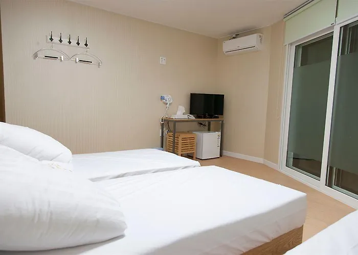 Starria Foreign Guest Only